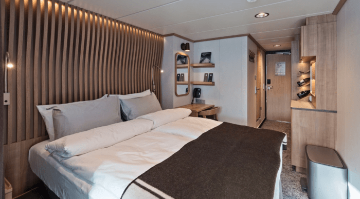 Polar Outside | Outside cabin - Lower/middle decks